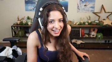 "Perdón por los insultos", avisa antes de sus streams