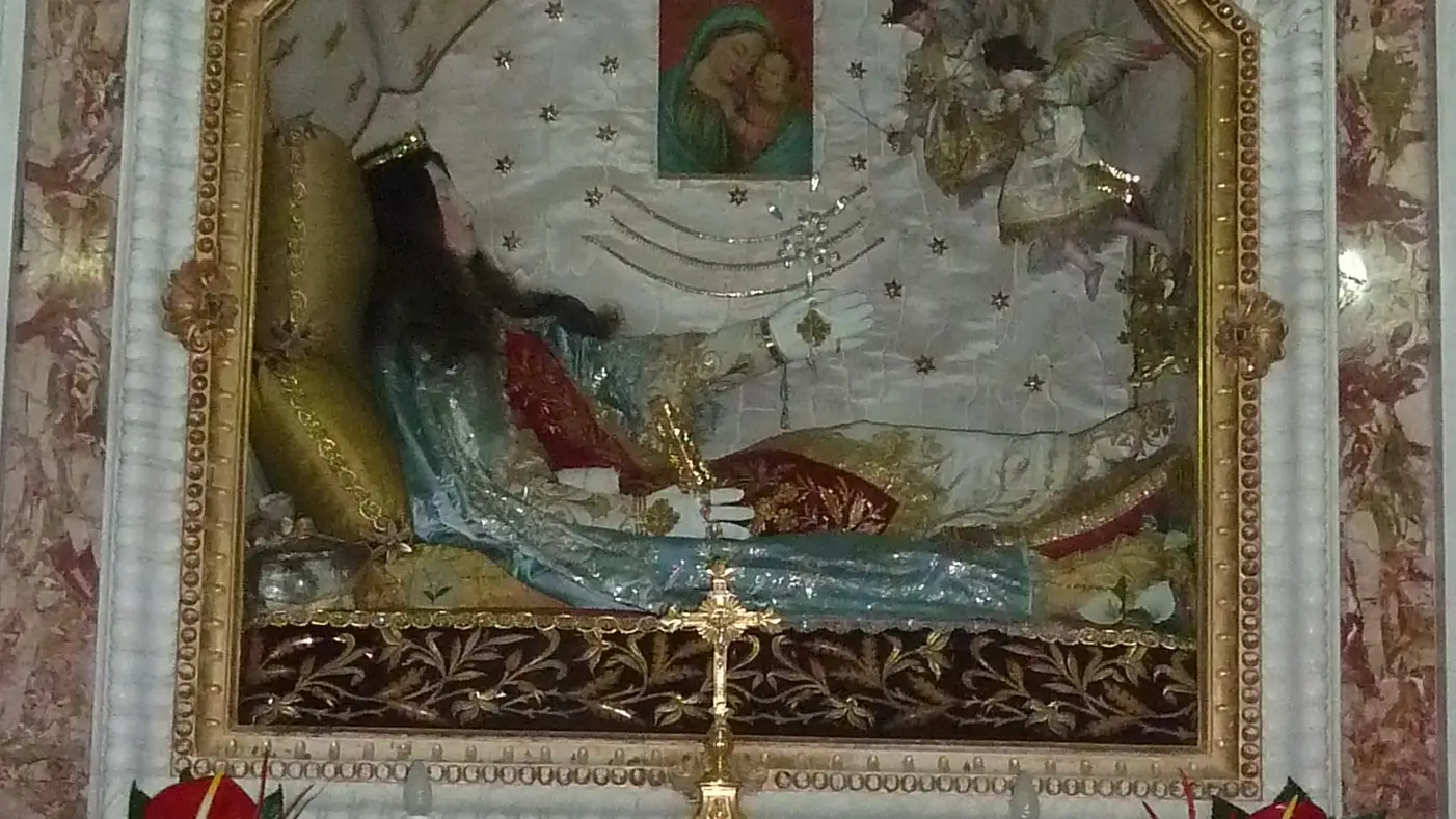 Urna con el Santo Cuerpo de Santa Filomena en Mugnano del Cardinale