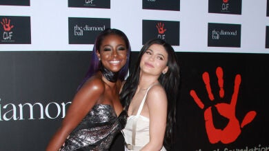 Justine Skye, Kendall Jenner y Hayley Bieber se suben al challenge 