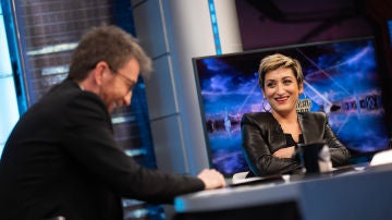 La confesión de Susi Caramelo: "Estuve amamantando a un gato con mi propia teta sin leche durante cuatro días"