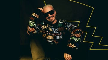 J Balvin, en su colaboración con Pokémon
