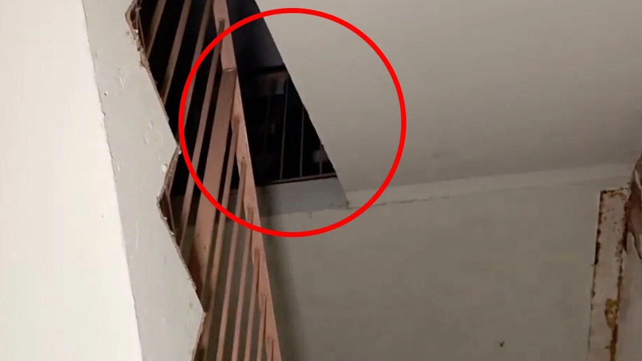Fantasma en un asilo abandonado