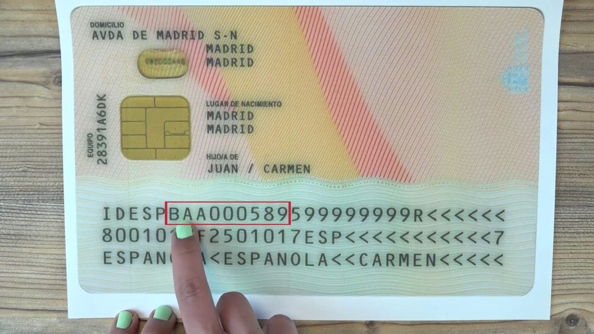 &iquest;Qu&eacute; significa realmente el n&uacute;mero que aparece en la parte trasera del DNI?