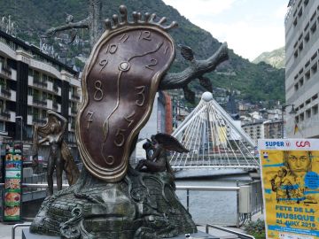 Escultura de Dal&iacute; en Andorra