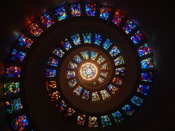 Espiral de vidrieras