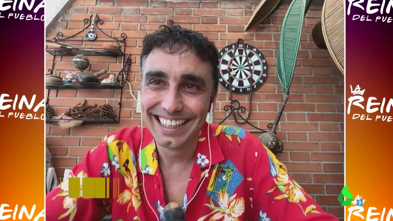 Canco Rodríguez, sobre de 'La Reina del pueblo': "Vais a echar de menos las fiestas de pueblo a las que no pudimos ir" Canco Rodríguez, sobre de 'La Reina del pueblo': "Vais a echar de menos las fiestas de pueblo a las que no pudimos ir"