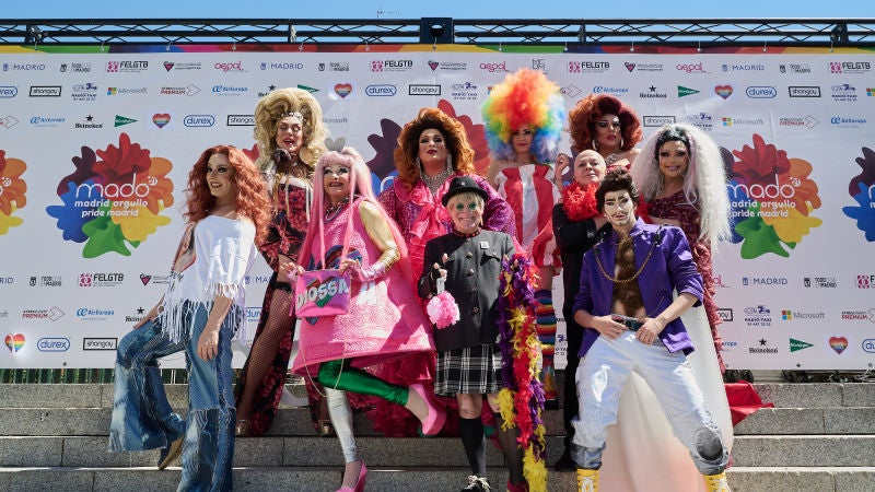 Alegría, diversidad y mucho color: así fue el pregón del Orgullo en Madrid 2021