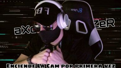 Todo sobre Axozer, el streamer misterioso con seguimiento de culto