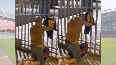 El culé que despide a Messi a gritos en el Camp Nou y otras reacciones para enmarcar