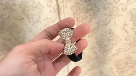 El ingenioso y rápido truco para hacer coletas con una aspiradora El ingenioso y rápido truco para hacer coletas con una aspiradora