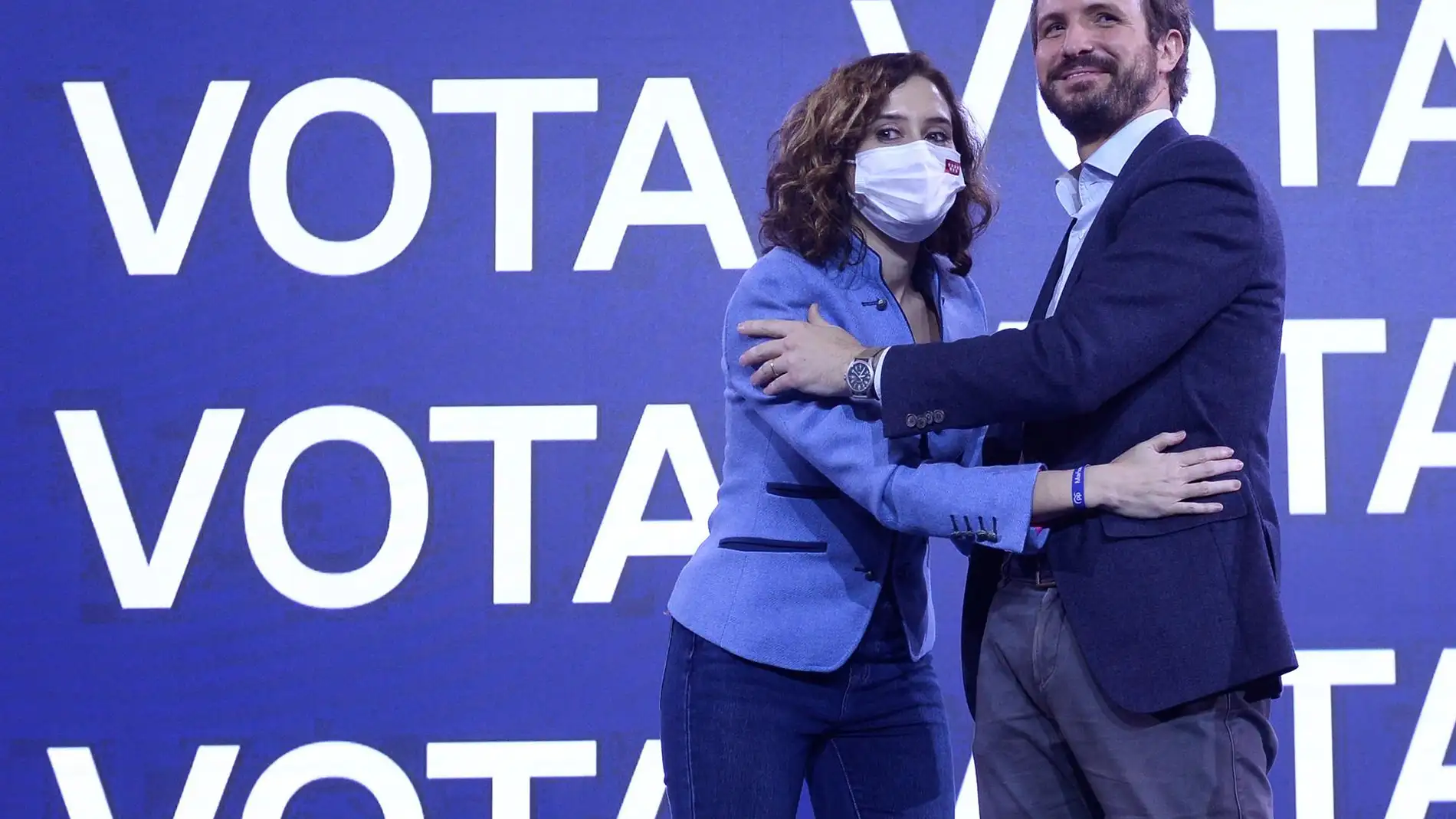 El presidente del PP, Pablo Casado junto a la presidenta de la Comunidad de Madrid, Isabel Díaz Ayuso