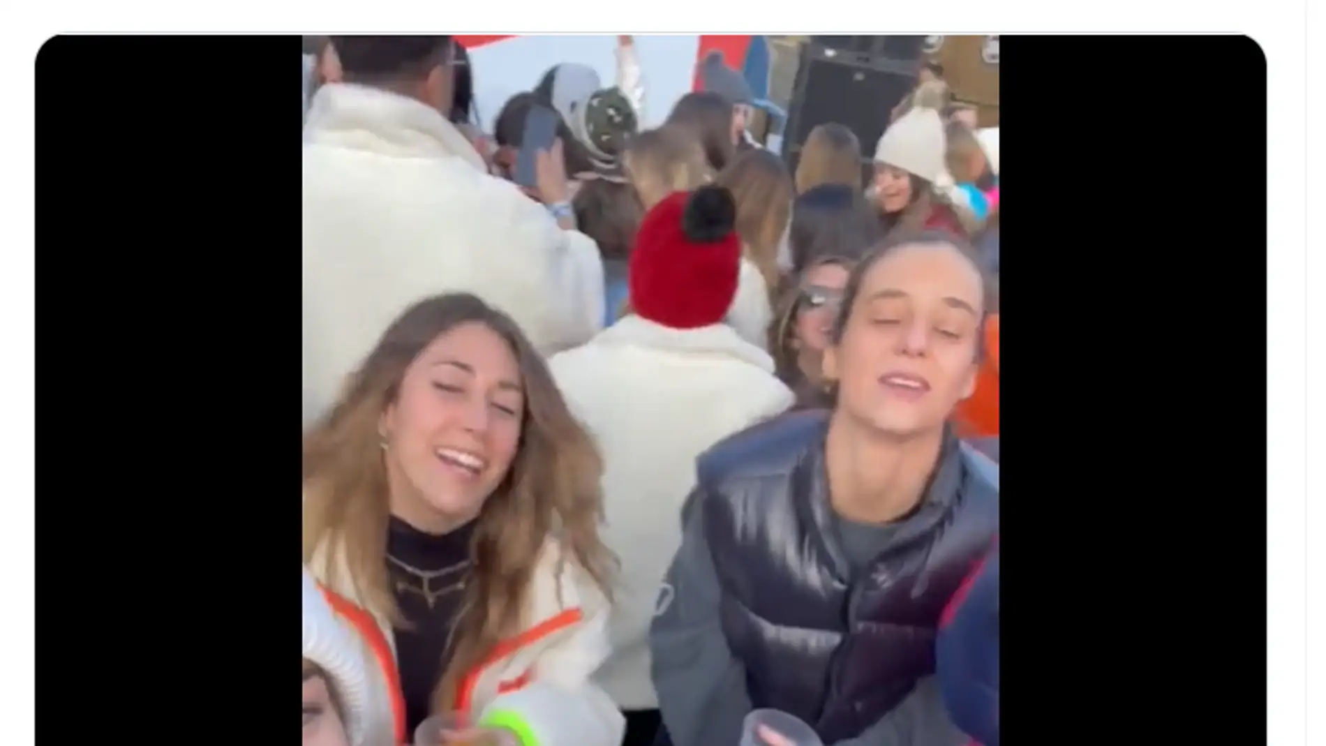 Victoria Federica entre influencers en el Nevalia: sus mejores momentazos