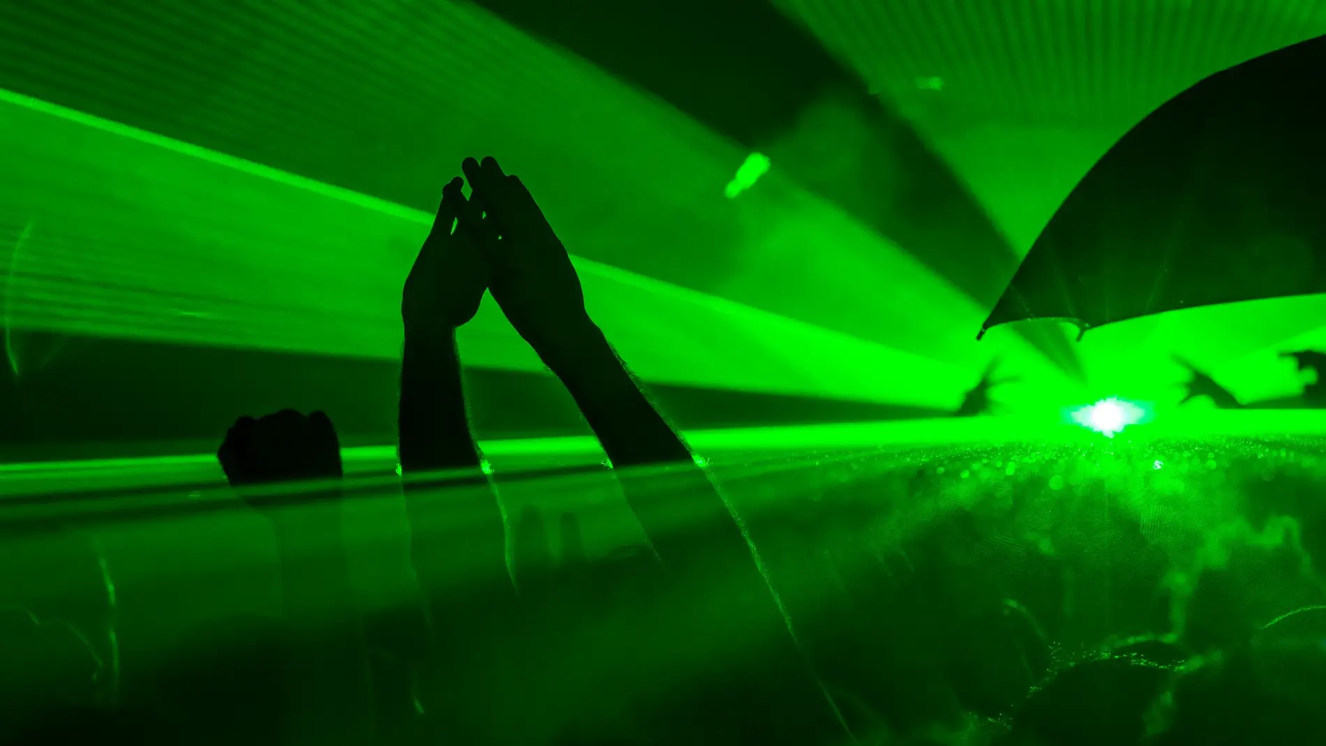 Ocio nocturno sin alcohol ni discotecas: la propuesta que tiene discutiendo a todo Twitter