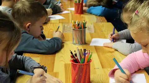 Niños en la escuela Niños en la escuela