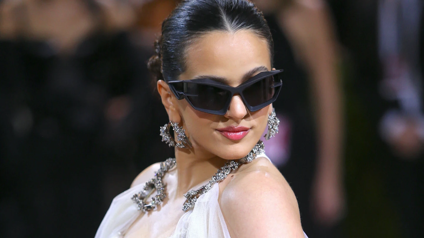 Rosalía en la MET Gala. Rosalía en la MET Gala.