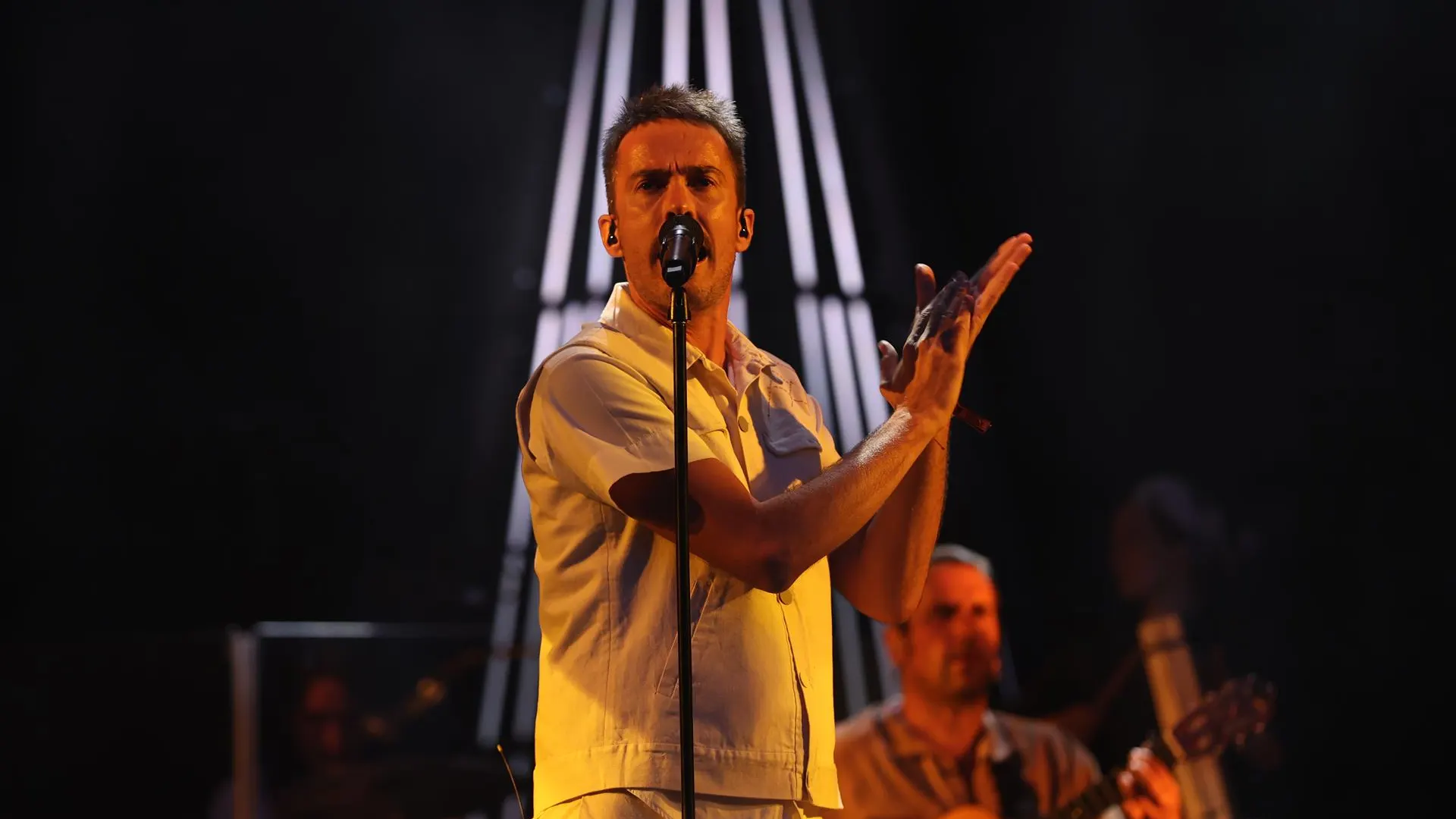 Pucho durante el concierto en el Wanda Metropolitano