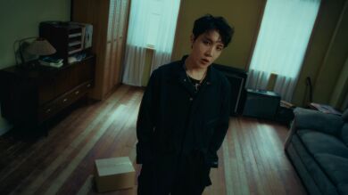 J-Hope sorprende al Army con un cambio de sonido brutal en su comeback 'More'