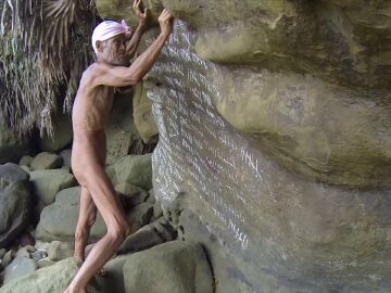 Un hombre regresa a la isla tropical en la que se pasó 29 años viviendo sólo