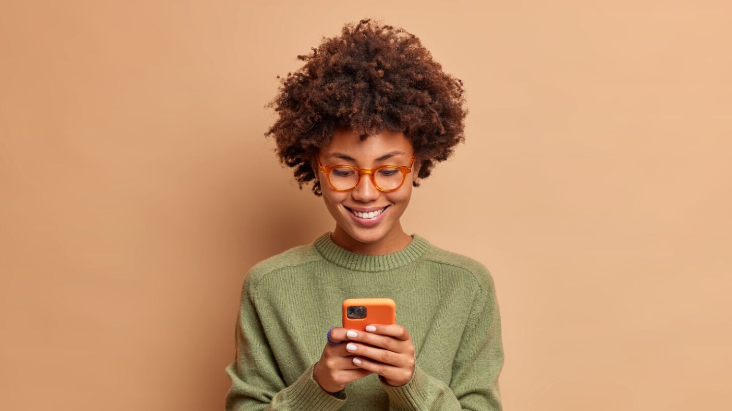 La cara que se te queda al salir de un grupo de WhatsApp sin que nadie se entere