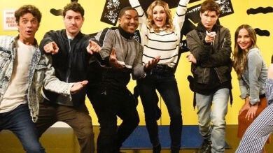 Estos dos ídolos de tu infancia son pareja, y las redes están alucinando con ello