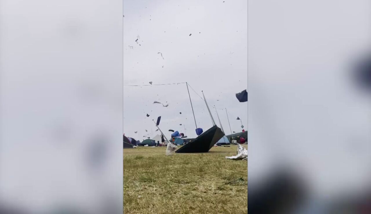 Un tornado arrasa el camping del Boomtown Festival