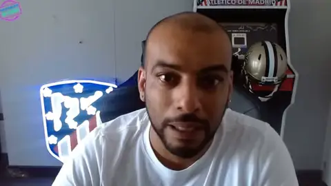 Borja Escalona en su vídeo de "disculpa". Borja Escalona en su vídeo de "disculpa".