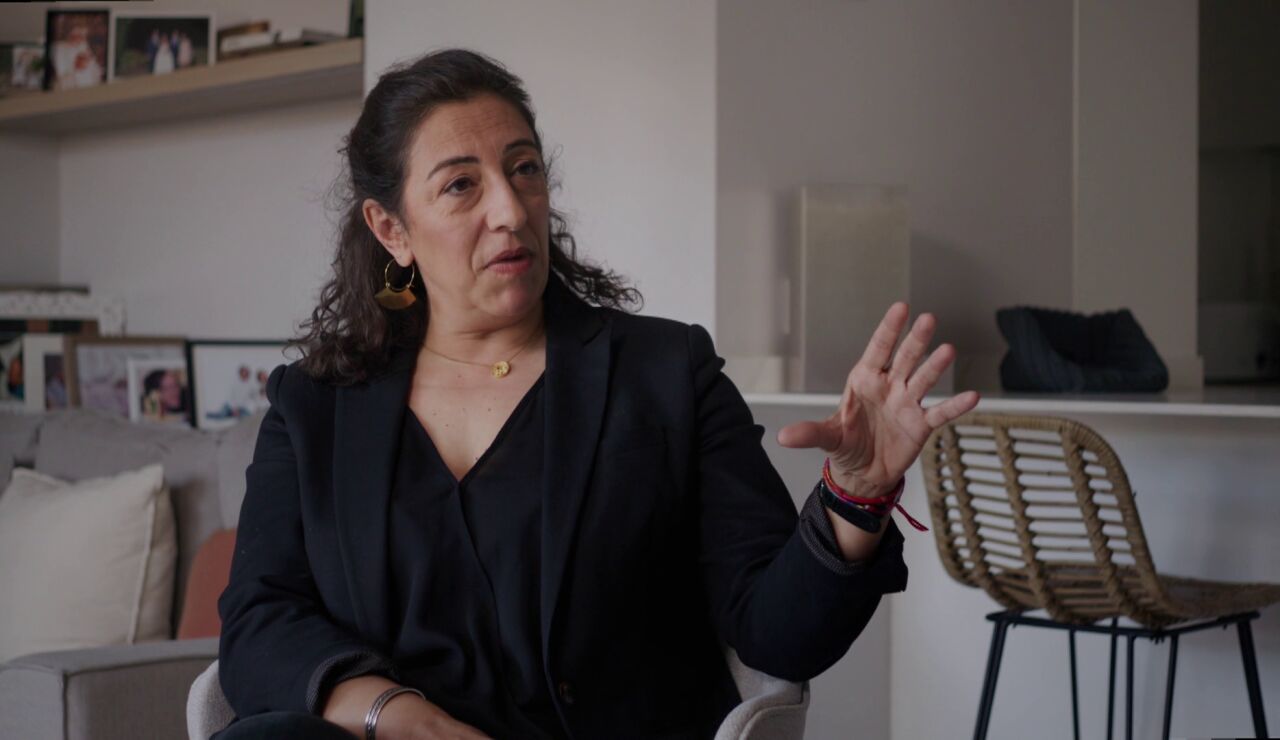 El caso de María Frisa: ¿Por qué cancelaron a la autora?
