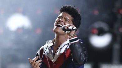 Bruno Mars renuncia a competir en los próximos Premios Grammy