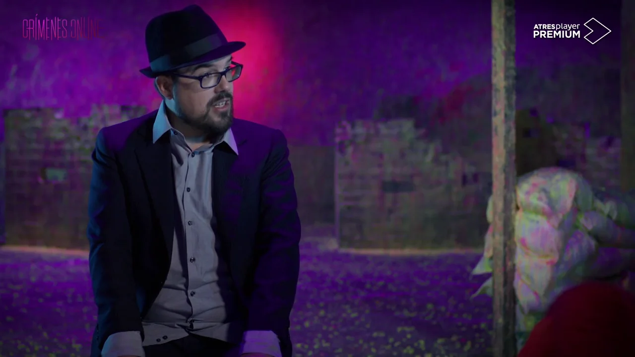 ¿Qué es el doxing? El youtuber Quetzal cuenta en 'Crímenes online' cómo hostigó al estafador amoroso de su tía ¿Qué es el doxing? El youtuber Quetzal cuenta en 'Crímenes online' cómo hostigó al estafador amoroso de su tía