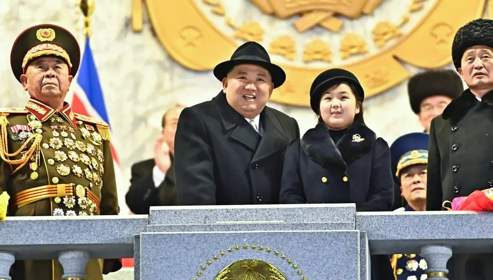 El líder norcoreano Kim Jong Un y su hija Kim Ju Ae 