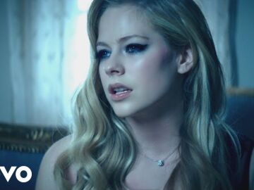 Avril Lavigne en 'Let Me Go'.