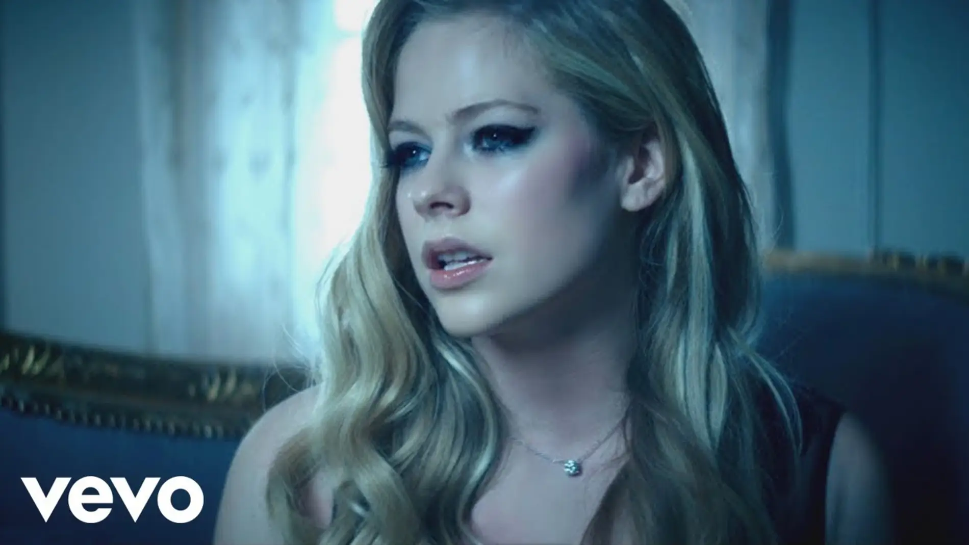 Avril Lavigne en 'Let Me Go'.