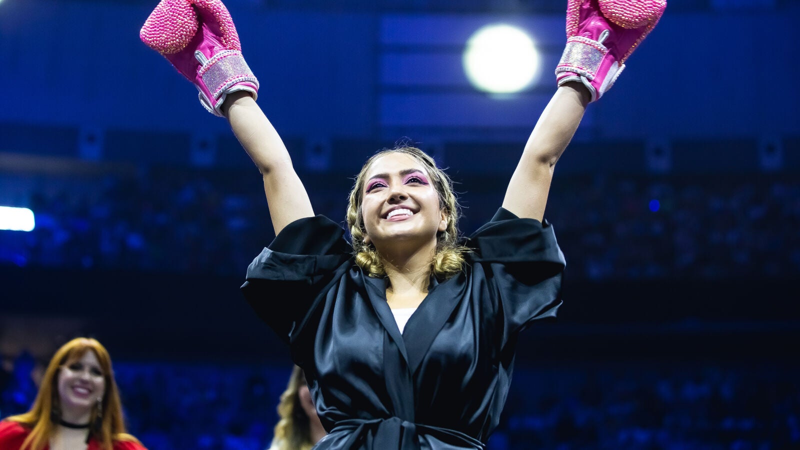 ¿AriGameplays será la nueva rival de Mayichi? Todas las pistas sobre la sustituta de Amouranth en la Velada del Año 3