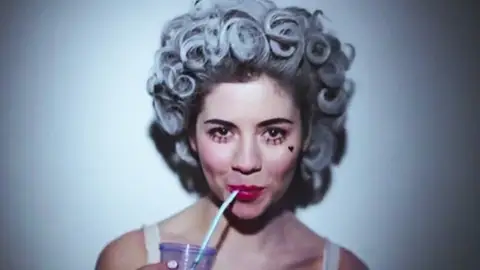 'Primadonna' de Marina. 'Primadonna' de Marina.