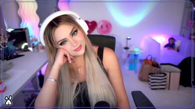 Arigameplays desmiente por primera vez haber tenido algo con TheGrefg: 