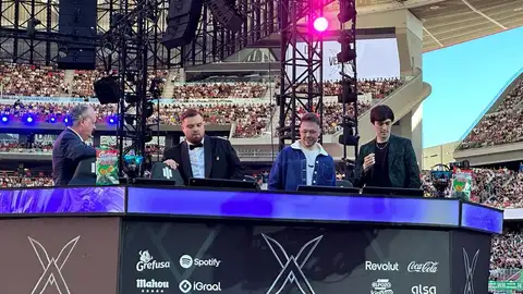 Ibai y el resto de comentaristas de la Velada del Año 3 Ibai y el resto de comentaristas de la Velada del Año 3