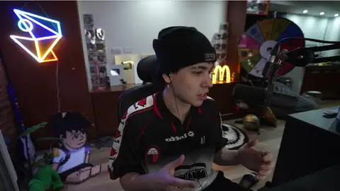 Spreen durante uno de sus streams. Spreen durante uno de sus streams.