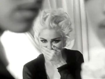 Madonna en el videoclip de 'Justify My Love'.