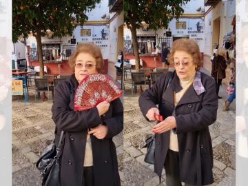 Una mujer ense&ntilde;a el lenguaje del abanico en un TikTok.