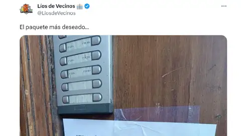 Pantallazo del tuit de @LiosdeVecinos Pantallazo del tuit de @LiosdeVecinos