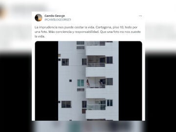Tuit sobre la foto imprudente.