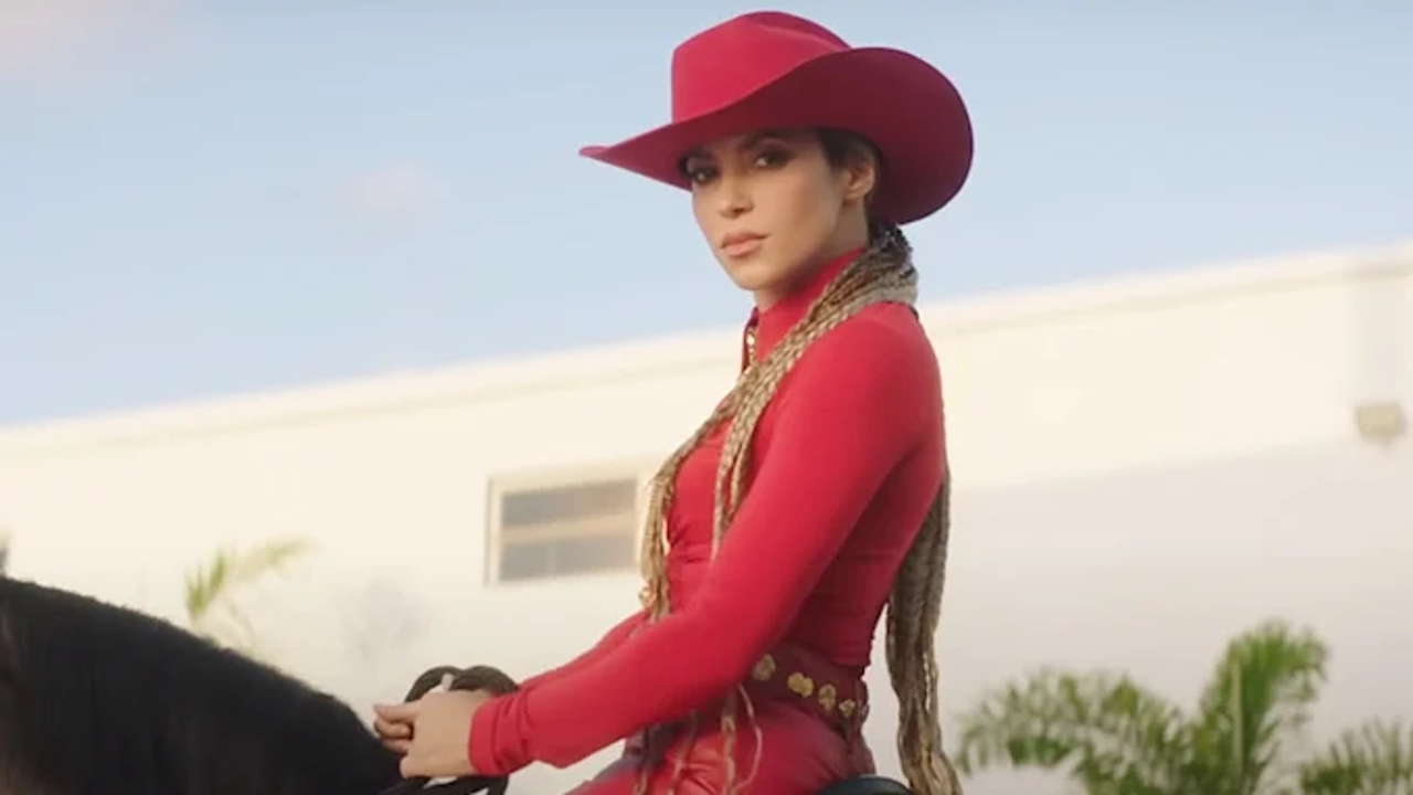 Shakira y la historia de Lili Melgar y Piqué, contada en su nueva