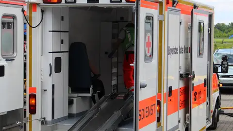 Ambulancia. Ambulancia.