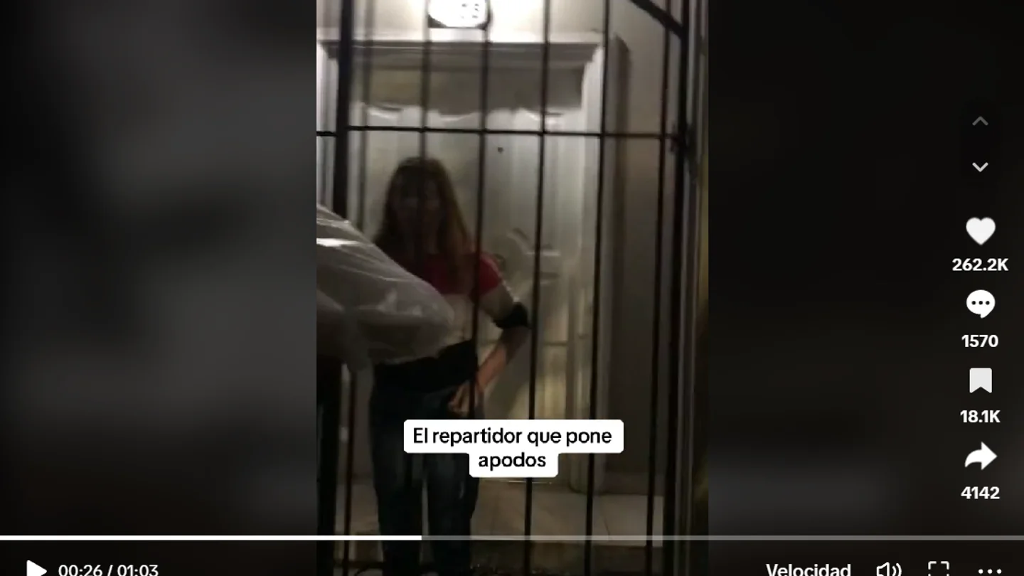 Pantallazo del tiktok de @emita_jb Pantallazo del tiktok de @emita_jb