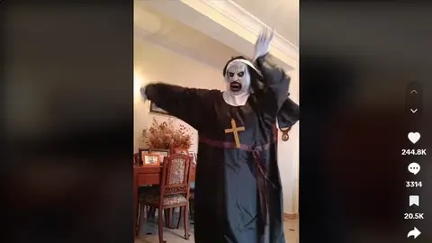Pantallazo del tiktok de @lamonjaflamenca Pantallazo del tiktok de @lamonjaflamenca