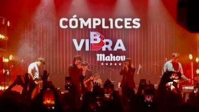 Amaral y Carolina Durante revientan el Teatro Eslava con un concierto lleno de energia