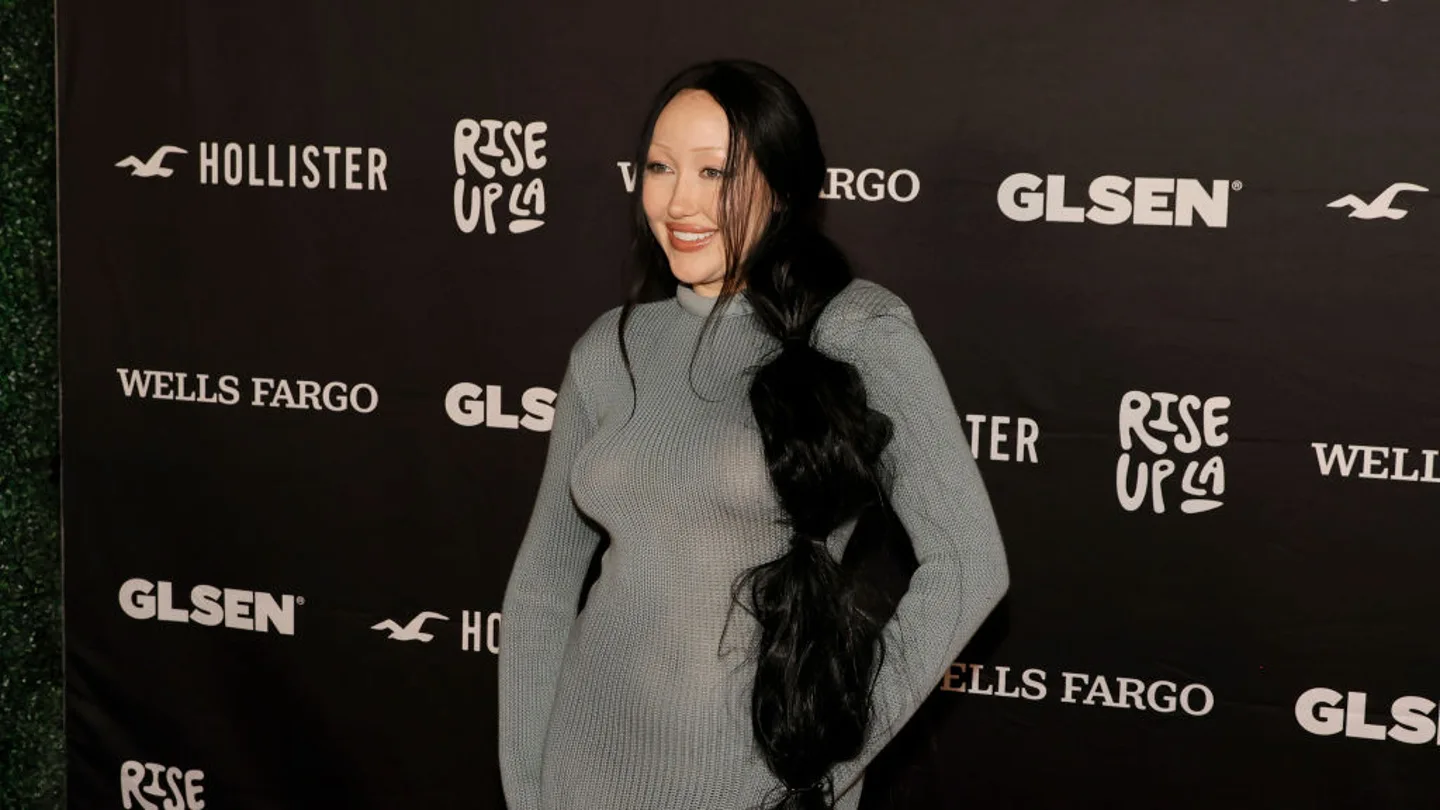Foto de Noah Cyrus en 2023 Foto de Noah Cyrus en 2023