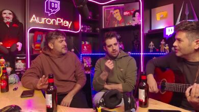 Auronplay, protagonista inesperado en los conciertos de Estopa por su 25º aniversario