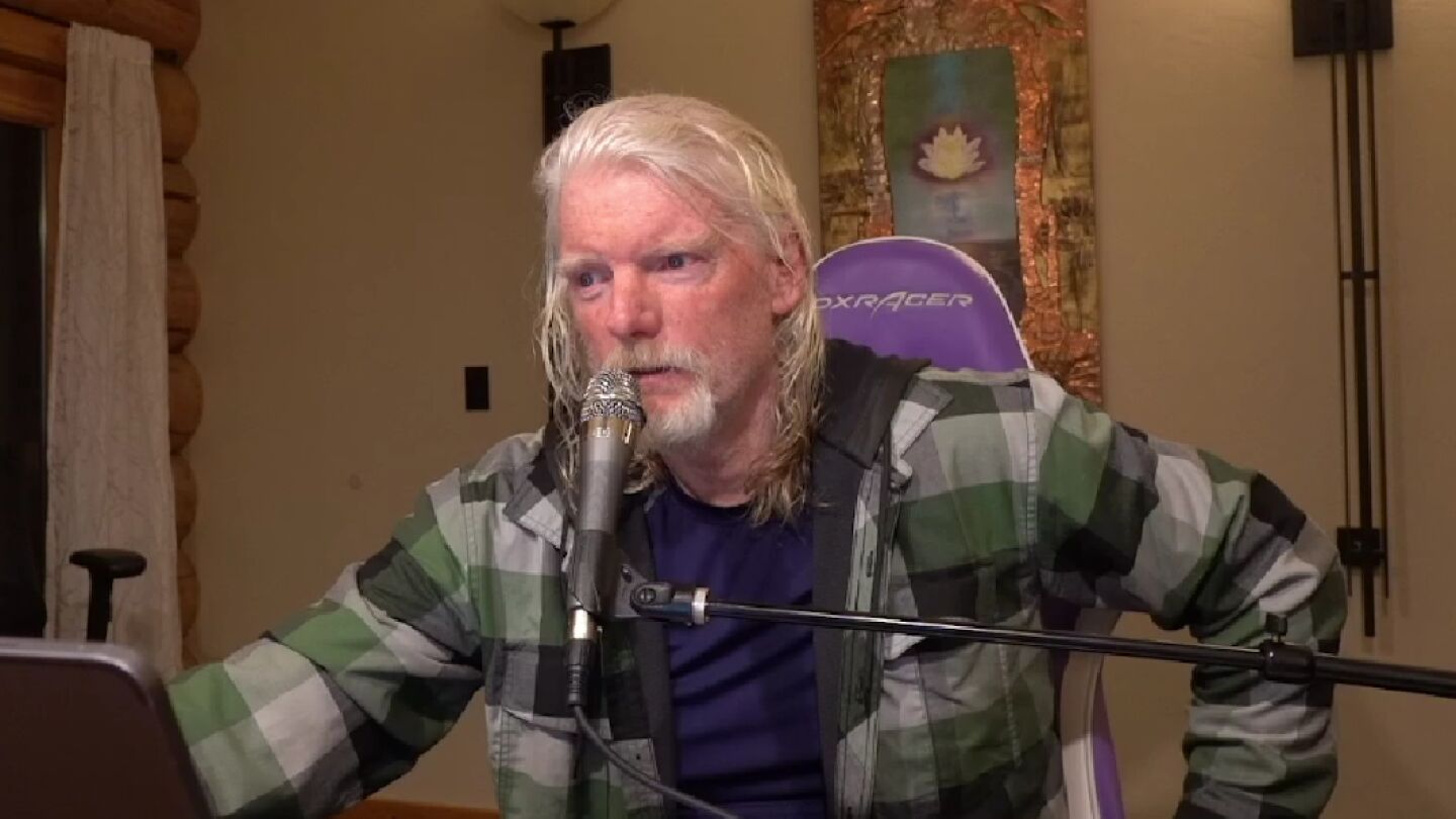 El CEO de Twitch, Dan Clancy, durante uno de sus streams.