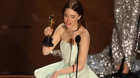 Emma Stone gana el Oscar a Mejor Actriz Emma Stone gana el Oscar a Mejor Actriz